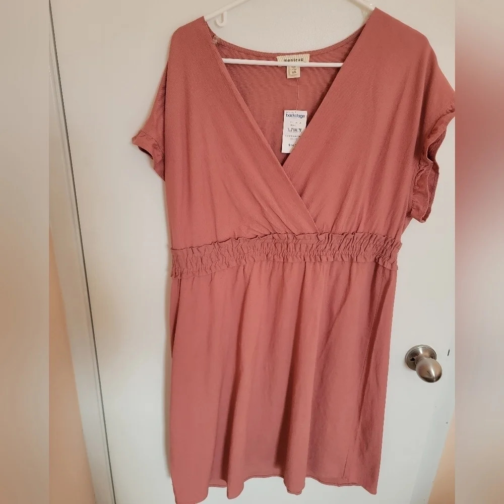 Monteau los angeles NWT Mauve ruffled sleeve blouse 2X